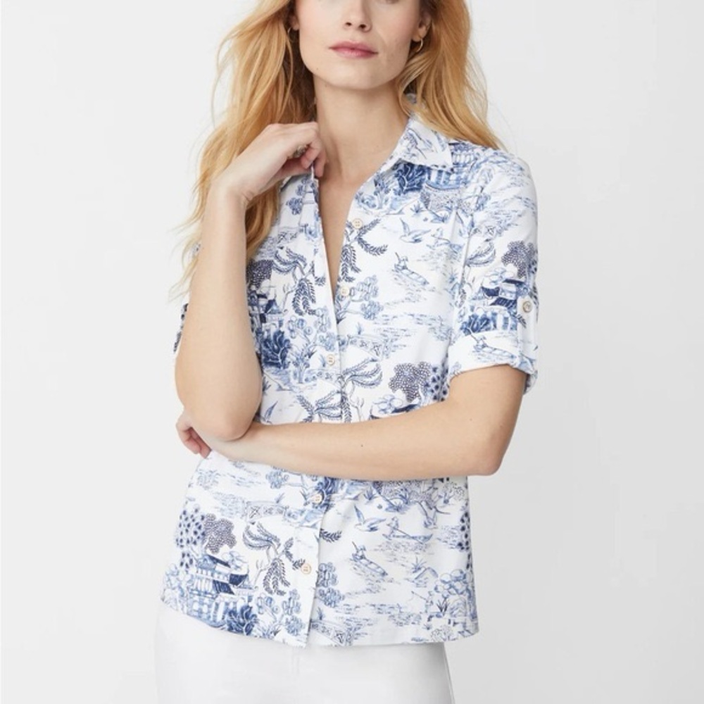 J. McLaughlin Blue and White Patterned Button Down Shirt